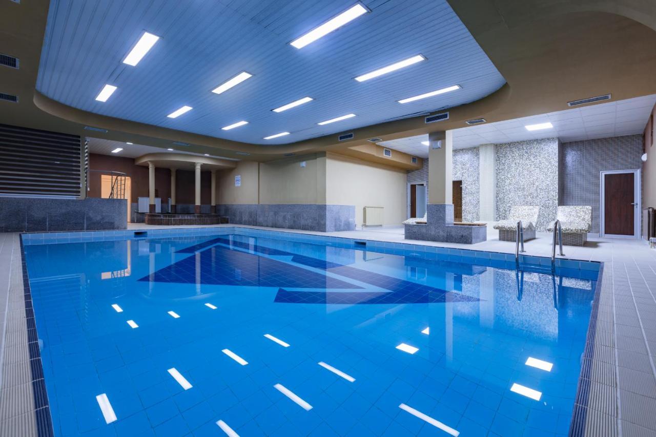 Hotel Bistra, Resort Маврово Екстериор снимка