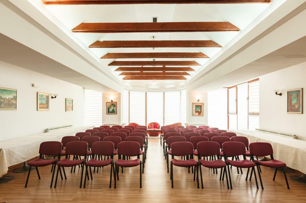 Hotel Bistra, Resort Маврово Екстериор снимка