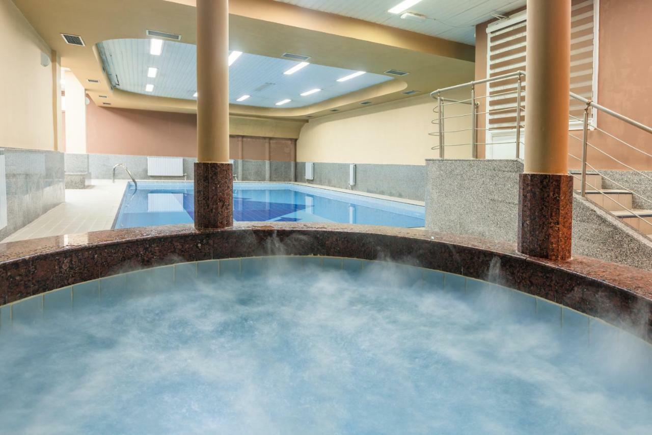 Hotel Bistra, Resort Маврово Екстериор снимка