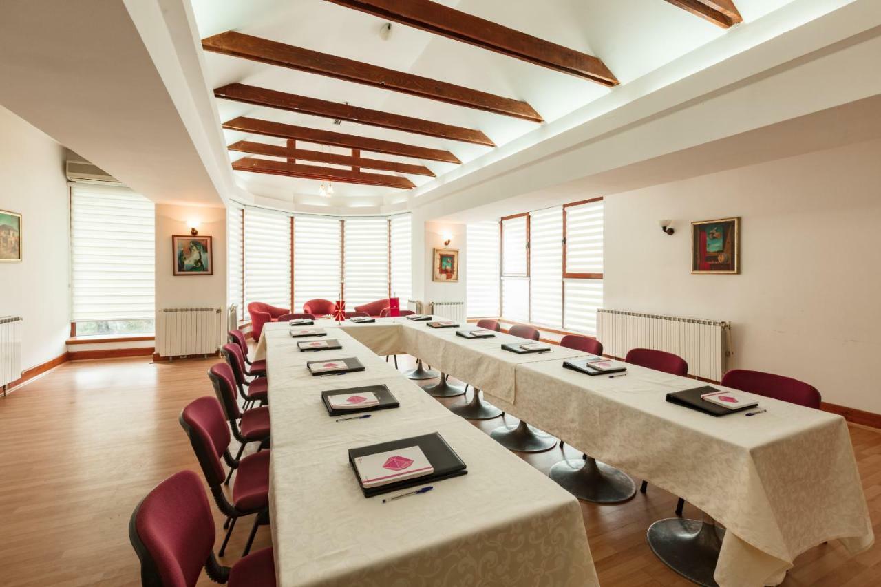 Hotel Bistra, Resort Маврово Екстериор снимка