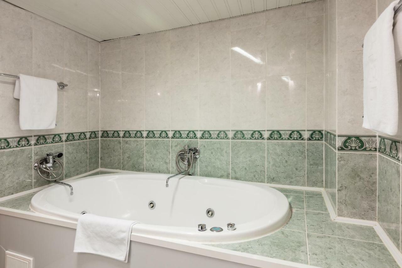 Hotel Bistra, Resort Маврово Екстериор снимка