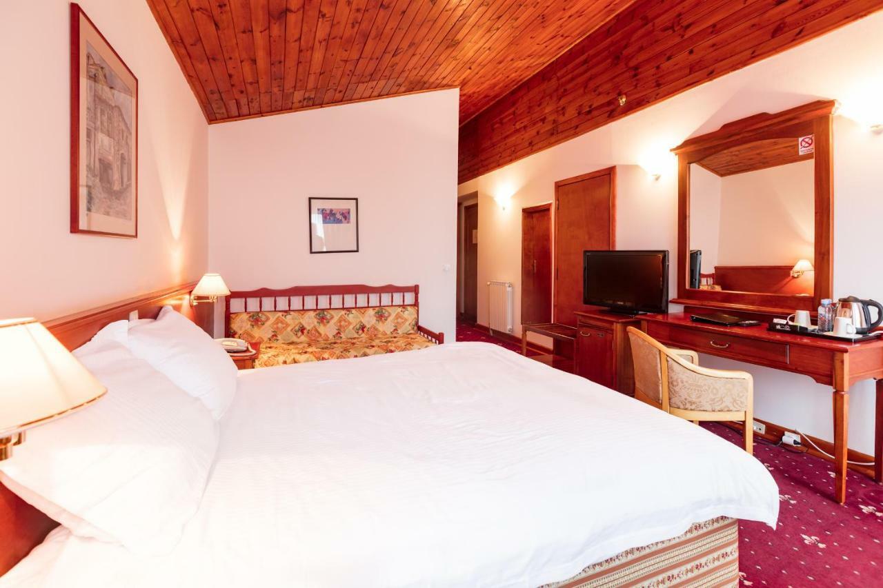 Hotel Bistra, Resort Маврово Екстериор снимка
